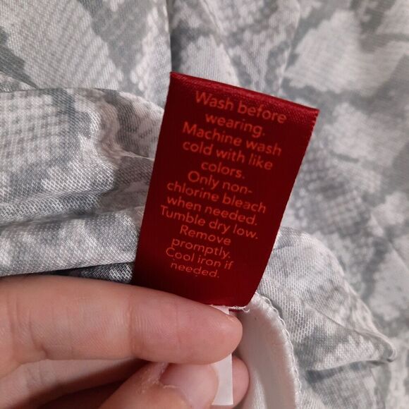 Jennifer Lopez Top SZ X-Small Gray Snakeskin Pleated Neckline Flutter Sleeve Y2K - Picture 10 of 13